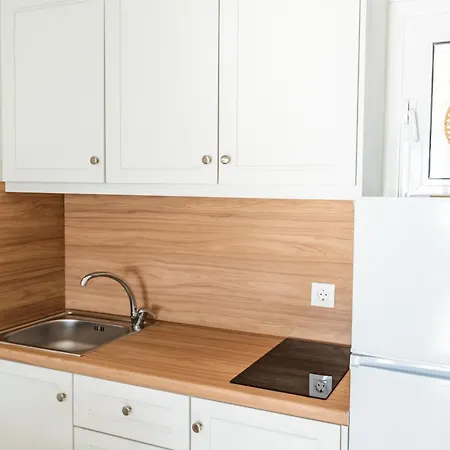 아파트호텔 Lefkos 3*