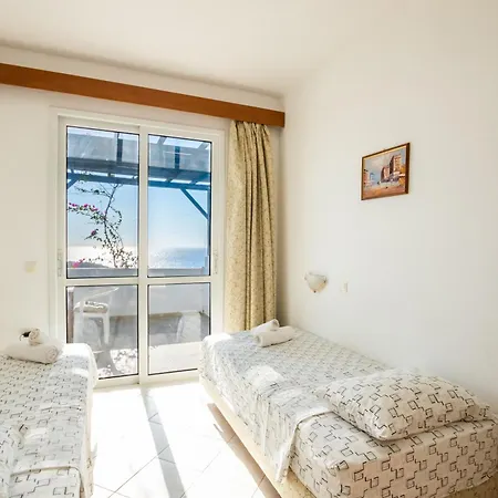 Lefkos Apartahotel 3*